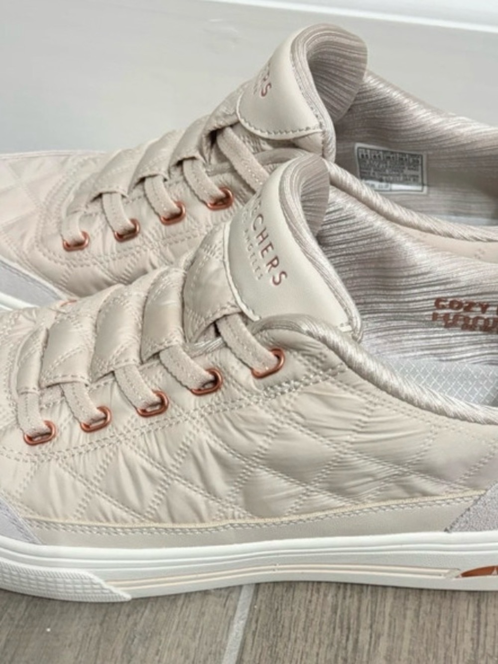 Skechers Quilted Low-Top Sneakers in Blush with Rose Gold Accents